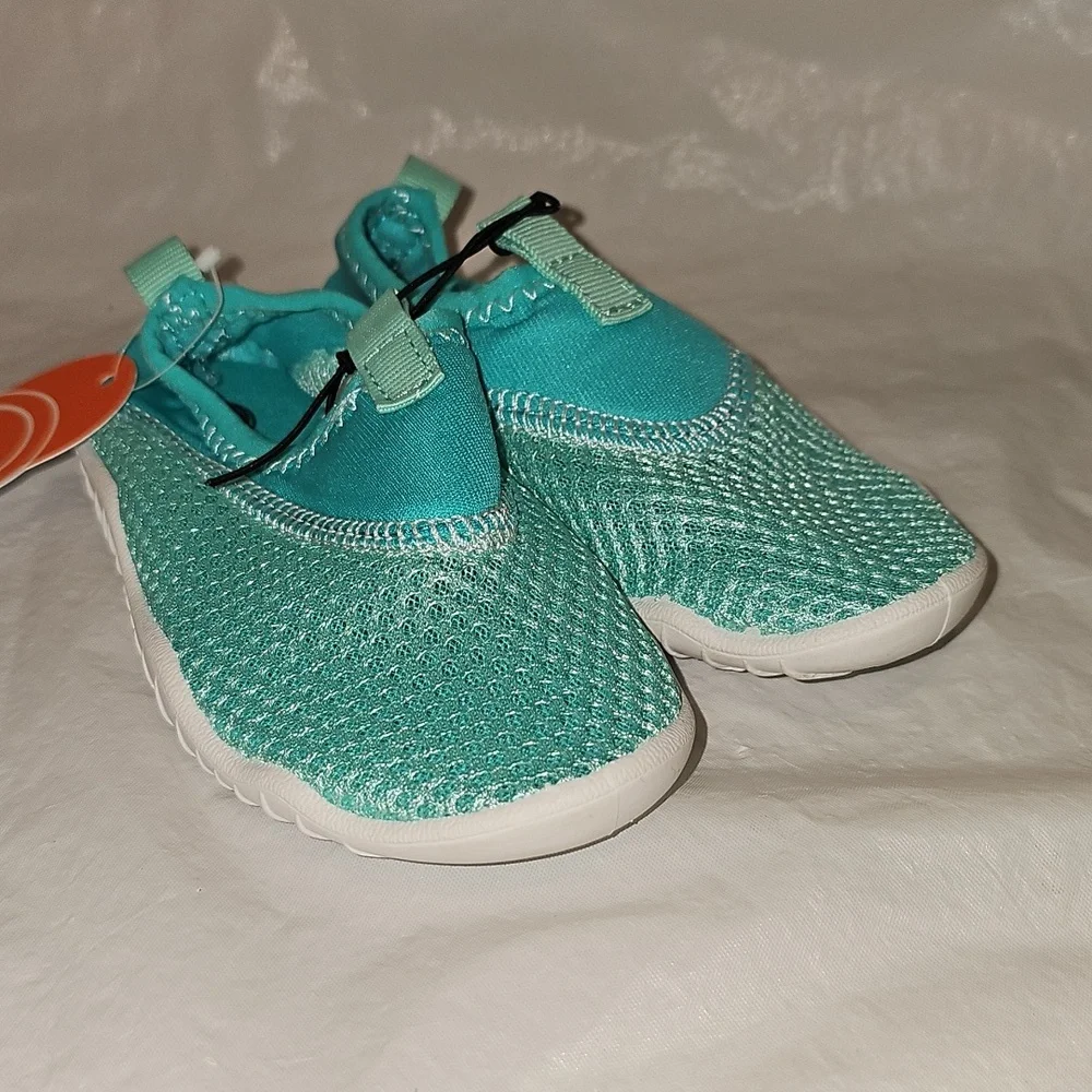 Wonder Nation Toddler Size 7/8 Aqua Sock Water Shoes New